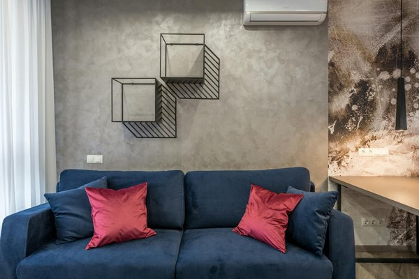 Vivre en Chalet Toute l'Année : Histoires Édifiantes et Conseils Essentiels pour un Quotidien Montagnard